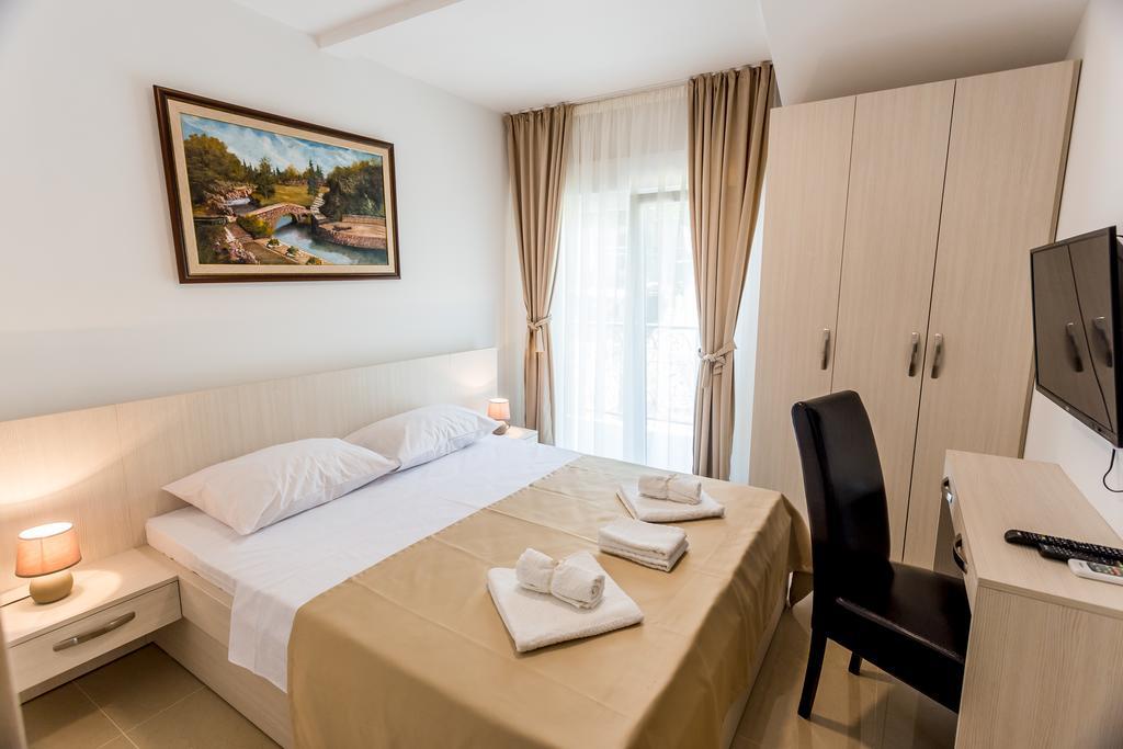 Apartments Belani Χέρτσεγκ Νόβι Εξωτερικό φωτογραφία